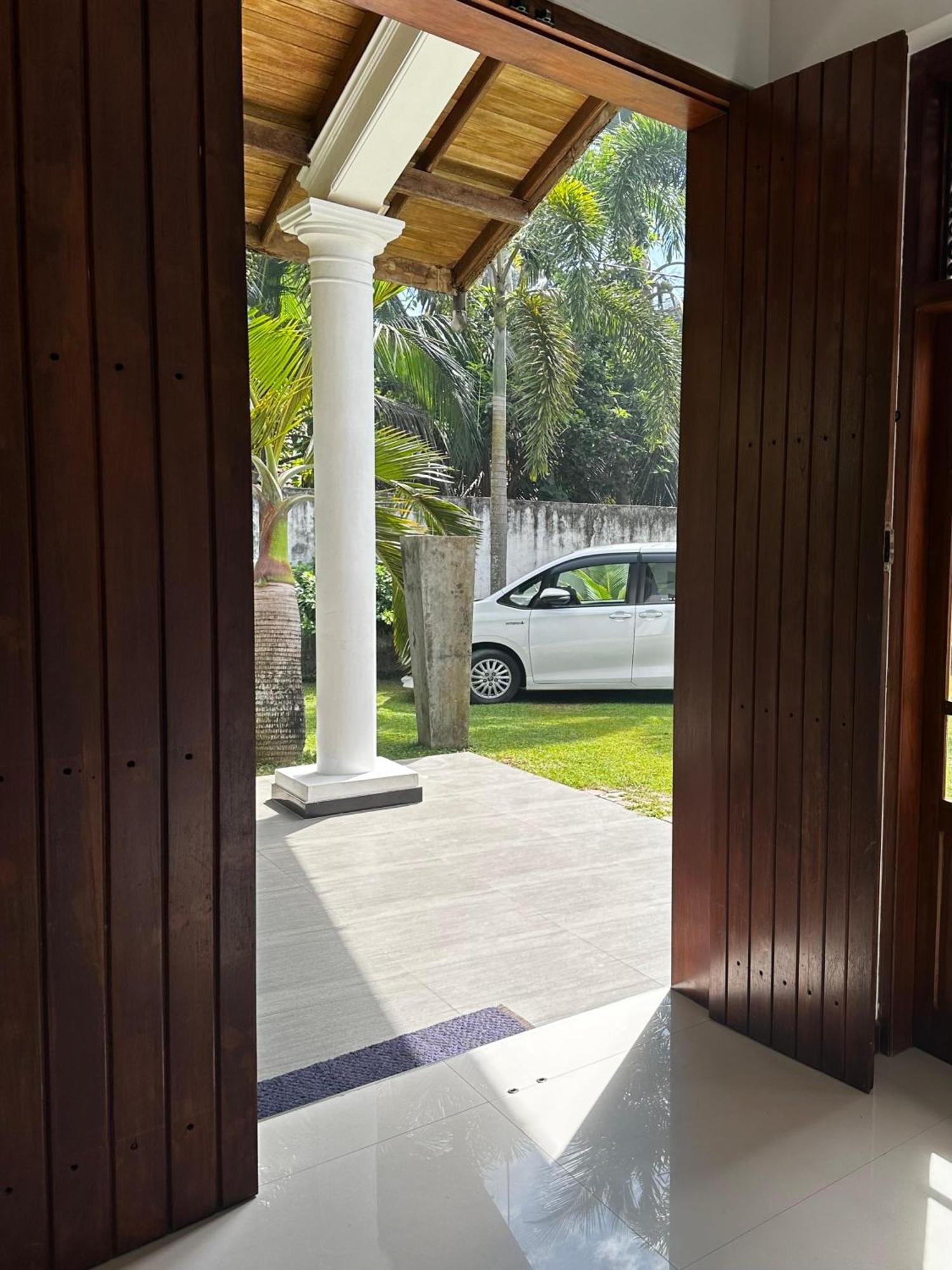 Apartmán Curve Hiri Dikwella Exteriér fotografie